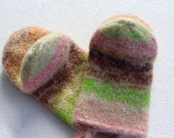 Heavy Duty Wool Oven Mitts, Hand Knit and Felted Oven Mitts, Creamy White, Green, Pink, Brown Oven Mitts, Eco Friendly Home. 7th Anniversary