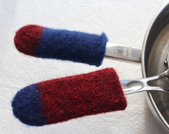 Red and Blue Color Dip Wool Knit Felted Pot Handle Covers, Cast Iron Skillet Handle Cover, Skillet Sleeve, Eco Friendly, JeanieBeanHandknits