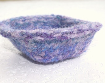 Blue Lavender Wool Ring Bowl, Knit Felt Ring Bowl, Wool Felt Ring Bowl, Small Knit Ring Bowl, Eco Friendly Wool Bowl, Purple Wool Bowl