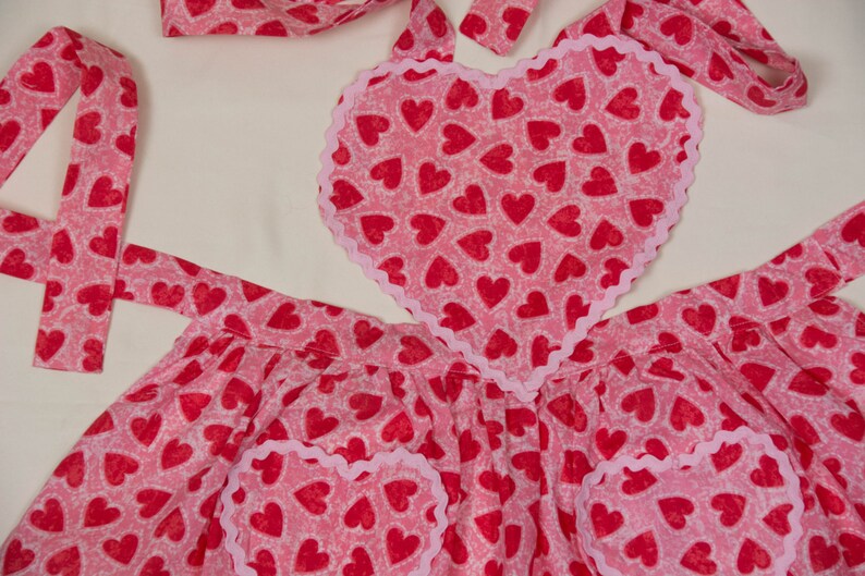 Girls Full Apron Red Heart Print Cotton Fabric with Heart Shape Bib and Pockets with Pink Rick Rack Trim Free Shipping