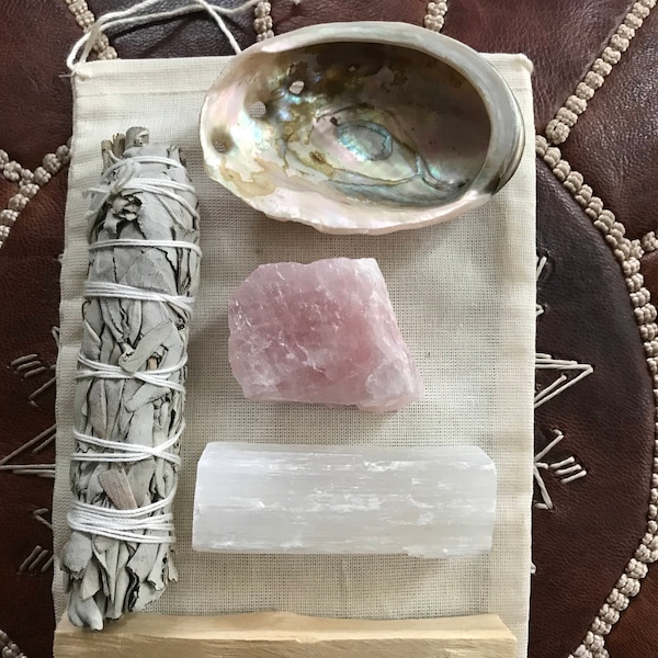 Smudge kit- LOVE bundle , sage, abalone shell, rose quartz crystal, palo santo stick, selenite stick,