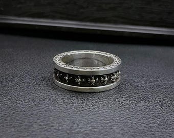 ゴシッククロスモアッサナイトリング：ハンドメイド925スターリングシルバー