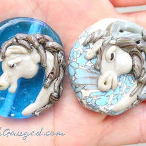 Horse Mane: Add hair from your special horse. Memorial, tribute, glass, sentimental, nature