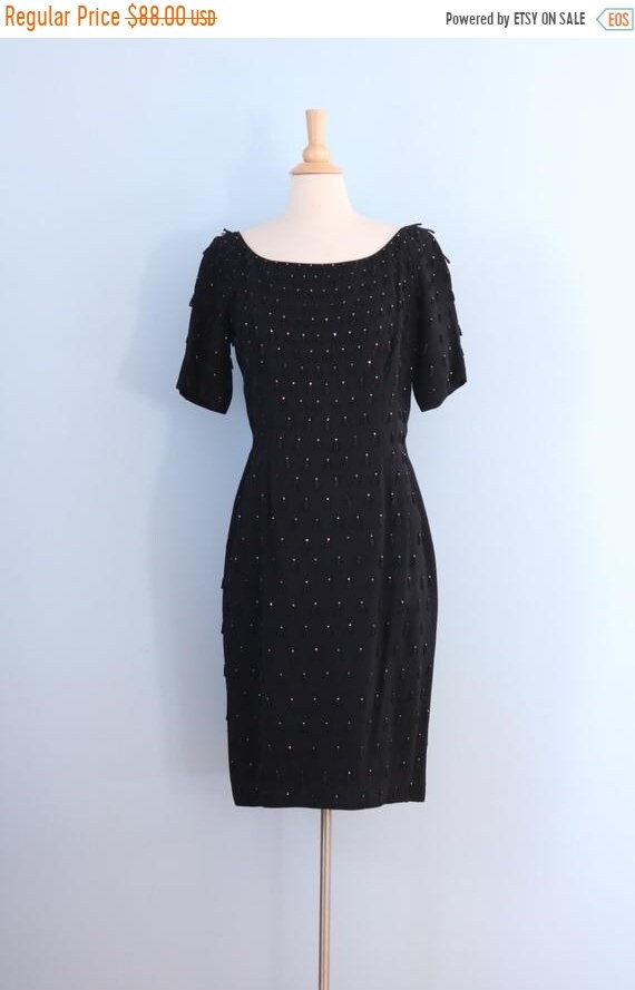 SALE 1960s black cocktail dress / 60s little black