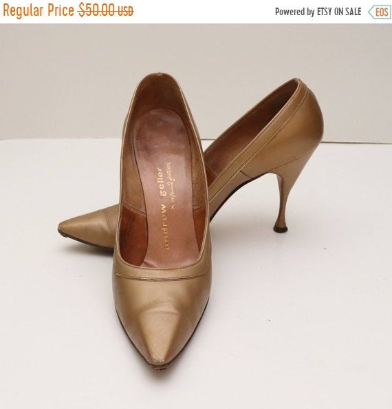 gold pumps sale