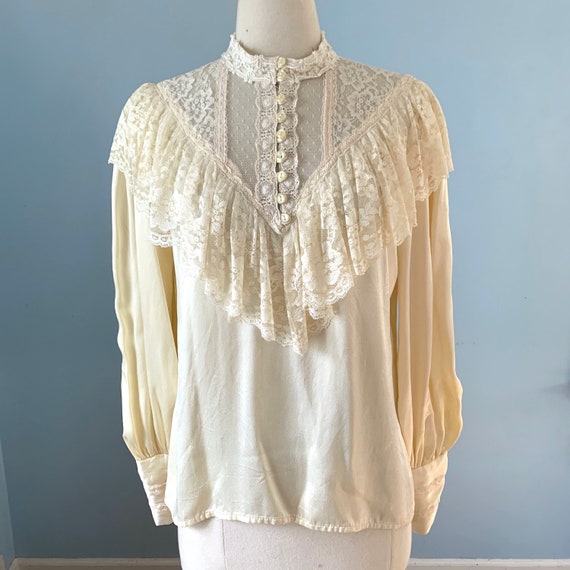 Vintage 1970s Gunne Sax satin blouse/Edwardian inf