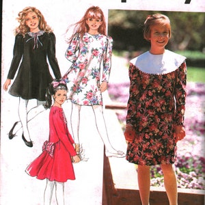 7542 Vintage Simplicity SEWING Pattern Girls Above Knee Flared Dress