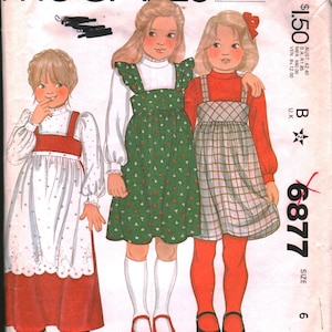 6877 Vintage McCalls Naaipatroon Meisjes Trui Blouse Schort OOP