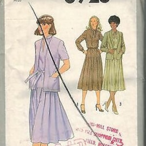 8928 Vintage Einfachheit Schnittmuster Misses Kleid Krawatte Gürtel ungefüttert Jacke OOP
