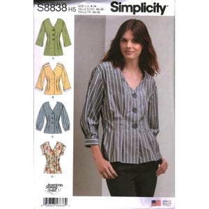 Simplicity S8838 Schnittmuster Damen Petite Bluse mit V-Ausschnitt, Größe 6-14