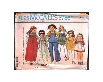 Wzór do szycia sukienki niemowlęcej McCalls 5786 z 1977 r., rozmiar 1
