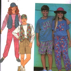 8502 UNCUT Vintage Simplicity SEWING Pattern Boys&#39; Girls&#39; Pants Shorts T-shirt Vest Cap OOP