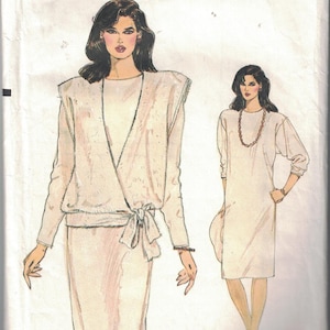 9036 Vintage Vogue Sewing Pattern Misses Loose Fitting Pullover Dress Top Casual 1980s