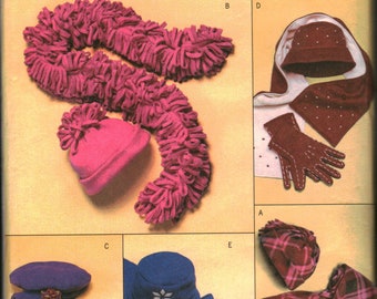 3981 Butterick Vintage SEWING Pattern Misses Hat Scarves Gloves OOP