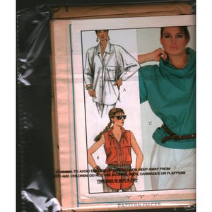 Vintage McCalls 9015 Willi Smith WilliWear Loose Fitting Tops Sewing Pattern 80s