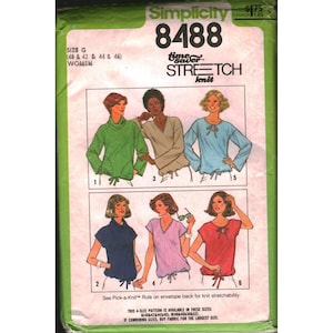 Cartamodello vintage Simplicity 8488 per top in maglia da donna taglie forti (40-46), anno 1978.