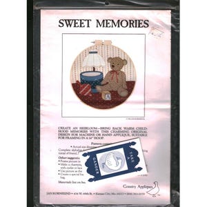 Modello per applicazioni di orsacchiotti "Sweet Memories" di Jan Kornfeind, 1982, per cameretta dei bambini.