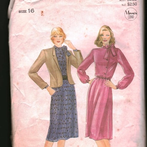 4051 Butterick Vintage SEWING Pattern Misses&#39; Jacket Dress OOP