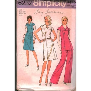Pode incluir: Molde de costura Simplicity 6232 para tamanho 44, com busto de 97 cm e cintura de 76 cm. O envelope exibe ilustrações de três conjuntos: um vestido azul, um vestido branco e uma túnica rosa com calças a combinar.