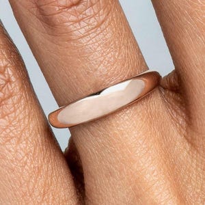 Minimalist Gold Curve Band Ring, Modern Dome Wedding Band, 14K Solid Gold Smooth Ring, Dainty Everyday Gold Jewelry, Unisex Gift Ring