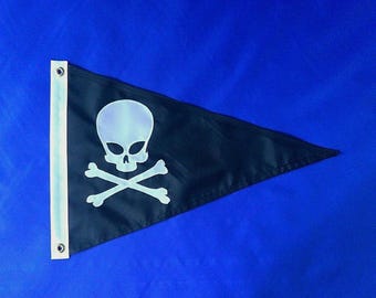 Jolly Roger Alien Pirate Boat Flag Nautical Gift for Him TARIFF FREE