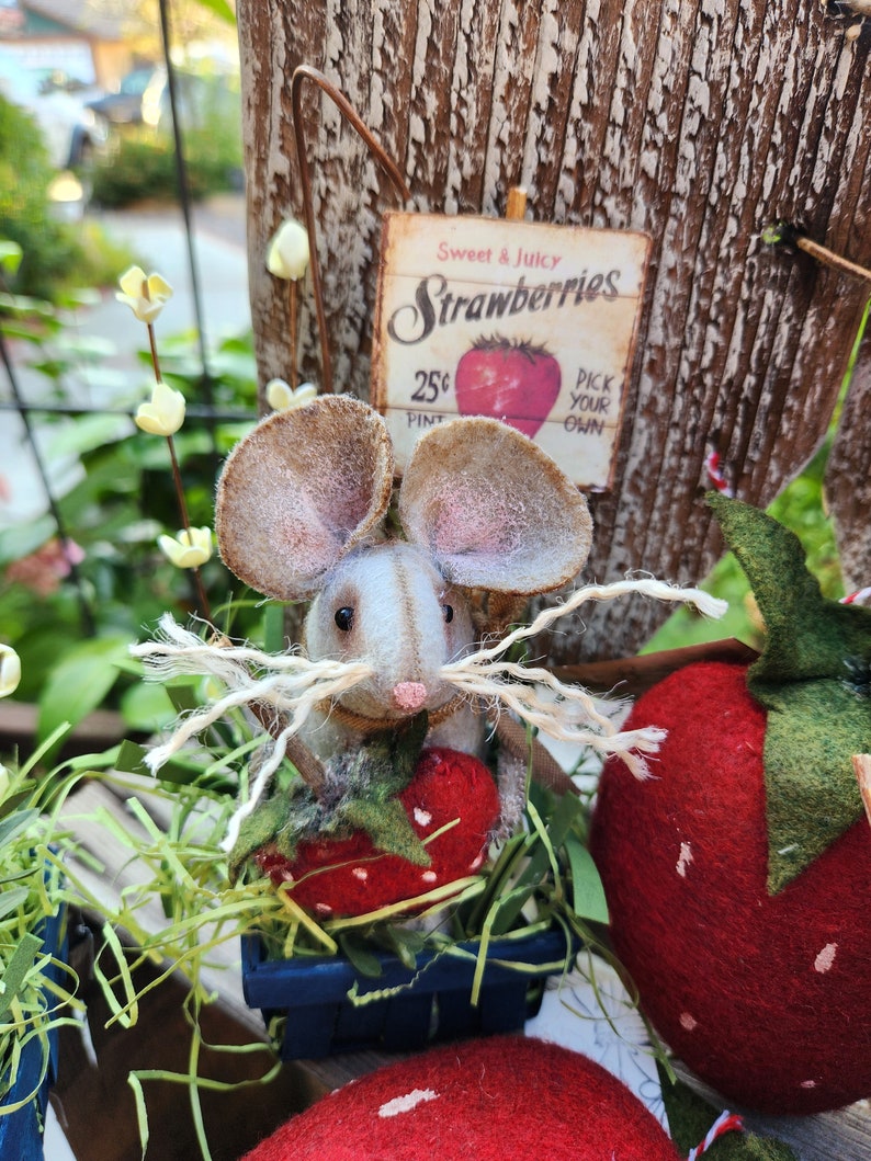 Primitive Mice with Strawberry in basket image 4