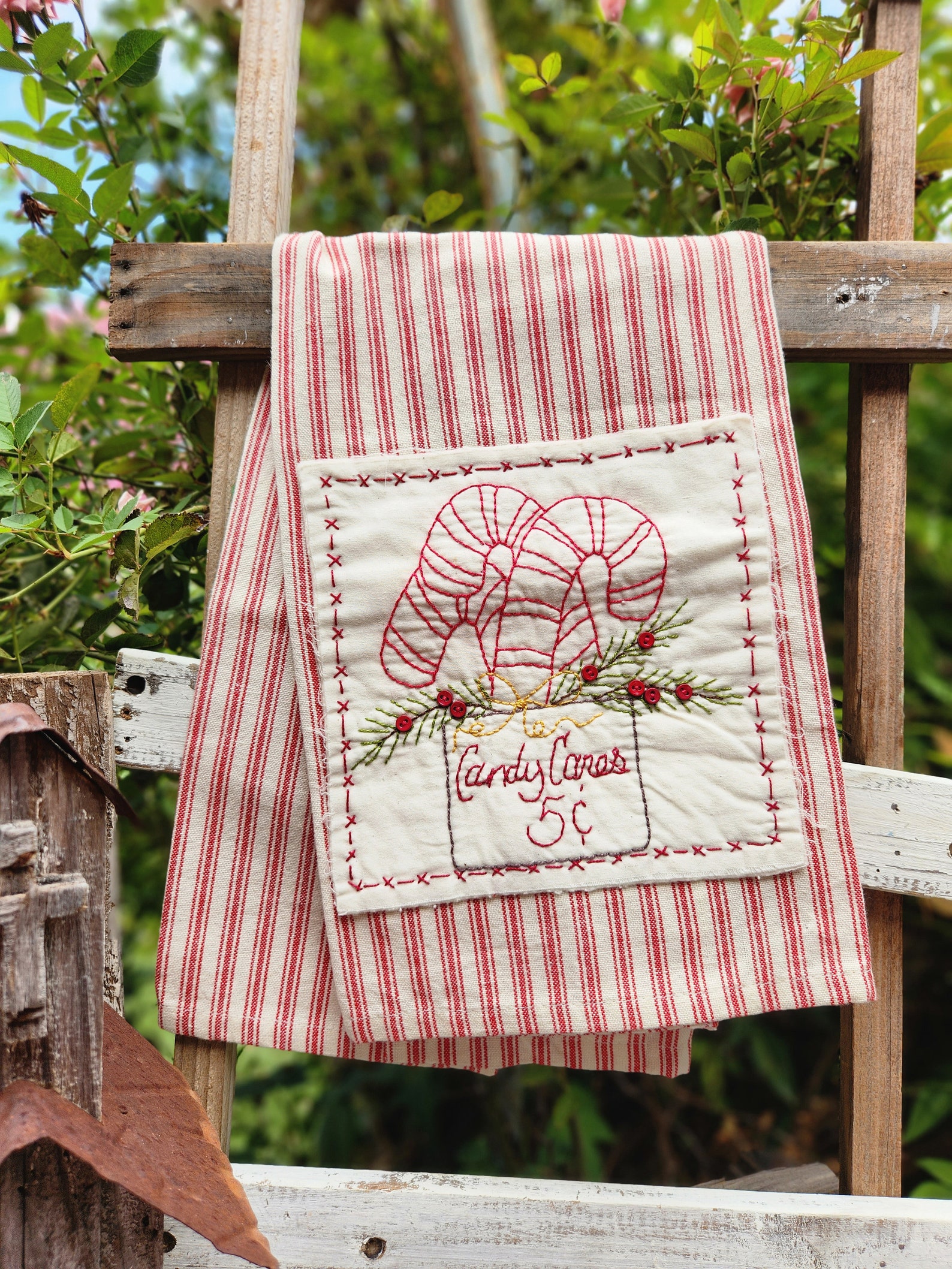 Country Christmas Candy Cane Dish Towel Pattern Stitchery Embroidery