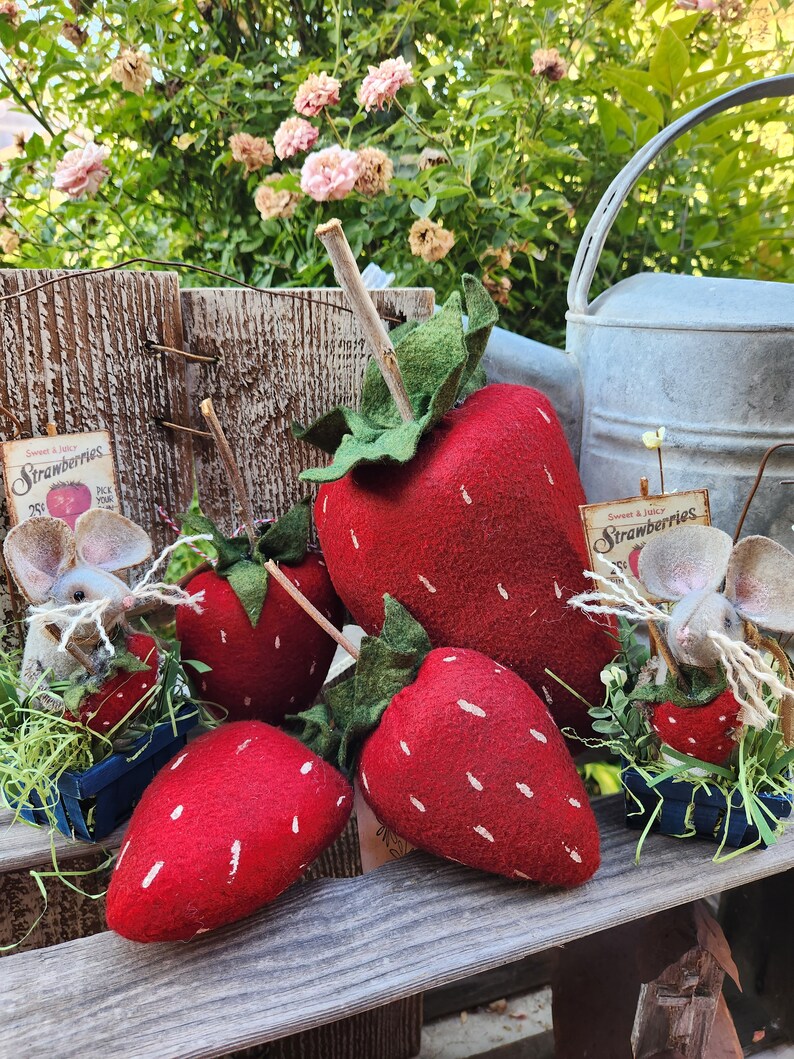 Primitive Mice with Strawberry in basket image 3