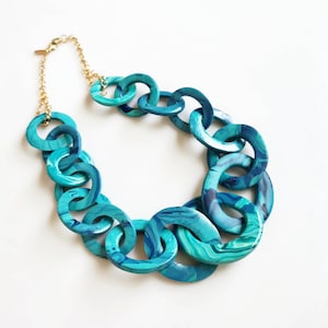 Teal Blue Chunky Link Statement Necklace, Swirly Aqua Blue collier, Iris Apfel Jewelry image 4