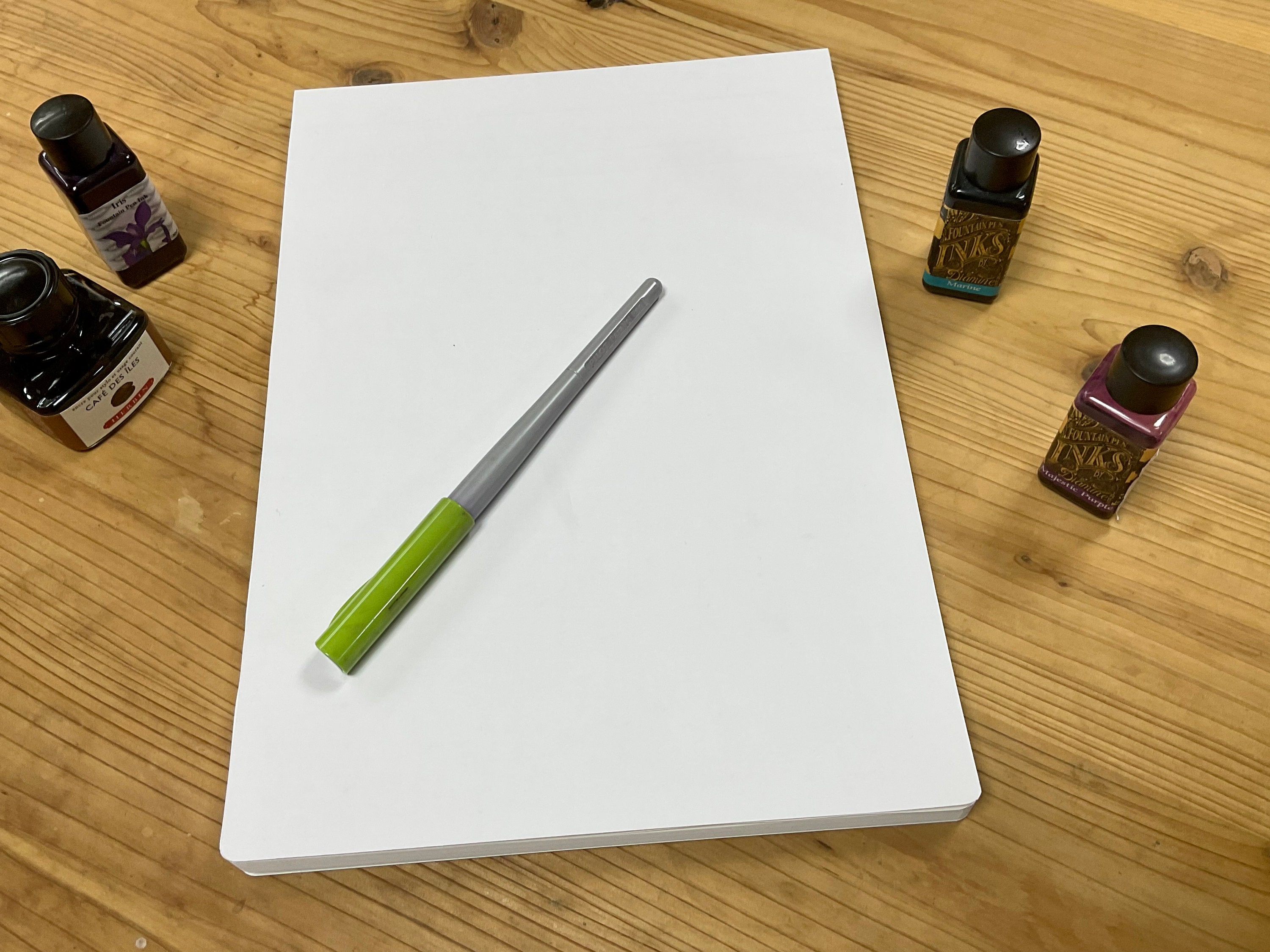 El mejor papel para plumas estilográficas. 4 cuadernos para escribir  recomendados - Stilográficas