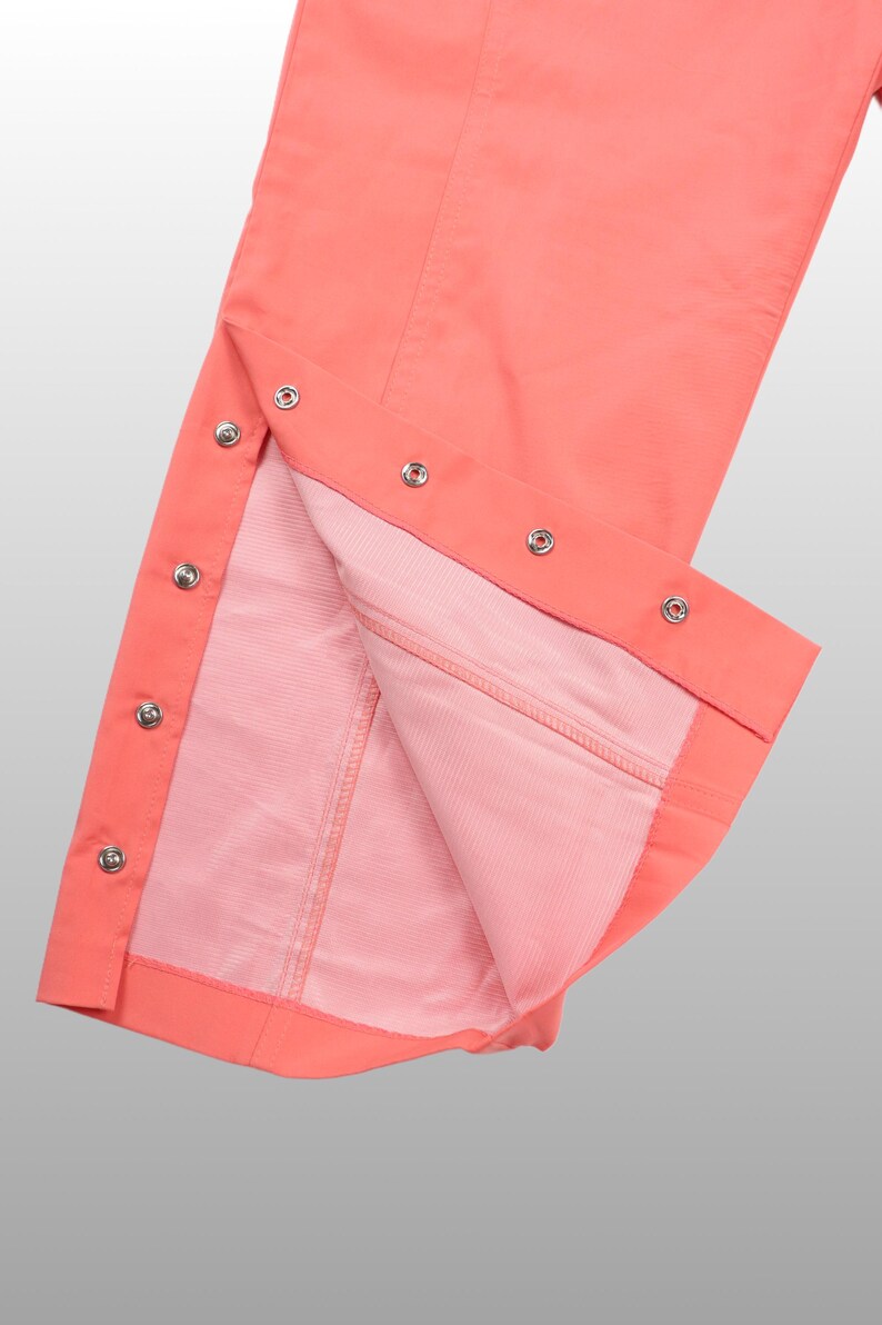Vintage CHANEL Sport Capris - 2000s sport collection - Size US Large
mint condition vintage
designer archive piece
rare runway sample
one of a kind vintage
limited edition designer
authentic vintage designer
rare vintage designer find
collectible vintage fashion
high-end vintage clothing
luxury vintage apparel
designer vintage statement piece
genuine vintage couture
archival designer clothing
runway vintage fashion
vintage designer investment piece