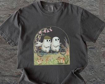 Comfort Colors® Ghost Ride Shirt – Vintage Halloween Shirt, Cute Ghost Couple, Spooky Cottagecore Shirt, Cozy Fall Aesthetic Gift