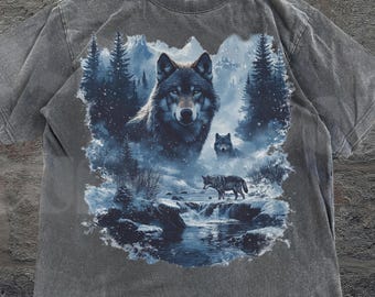 Wolf Vintage 90s Graphic Style Tshirt, Grunge Retro Howling Wolf Faded T-Shirt, Nature Galaxy Y2k Streetwear,2000s Wolf Gift, Wolf Winter