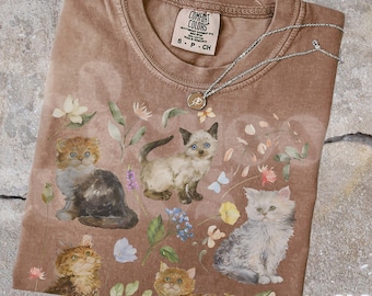 Cats 90s Vintage Style Tshirt, Retro Comfort Colors® Y2k Flowers Kitten Shirt, Cat Lovers Gift, Wildflower Cat, Nature Unisex Adult Crewneck