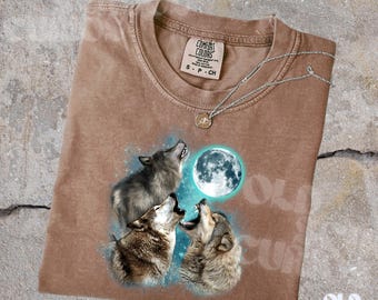 Wolf 90s Vintage Style Shirt, Retro Comfort Colors® Y2k Wolf Graphic Tee, Nature Moon Alpha Shirt, 2000s Unisex Washed Adult Tee