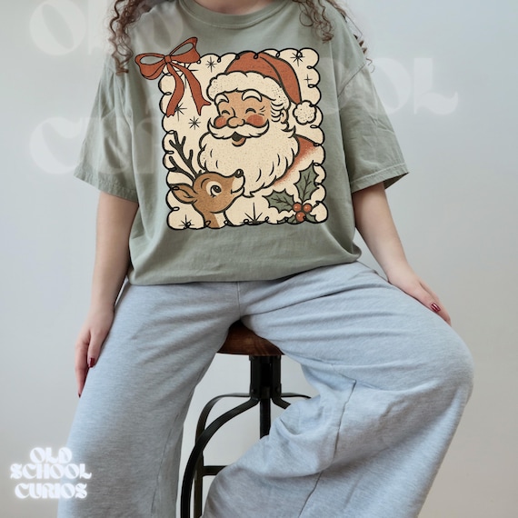 Comfort Colors® Vintage Santa Crewneck Shirt, Unisex Nineties Retro Santa Claus Shirt, Christmas Women Men Top Holiday Reindeer Lover Gift