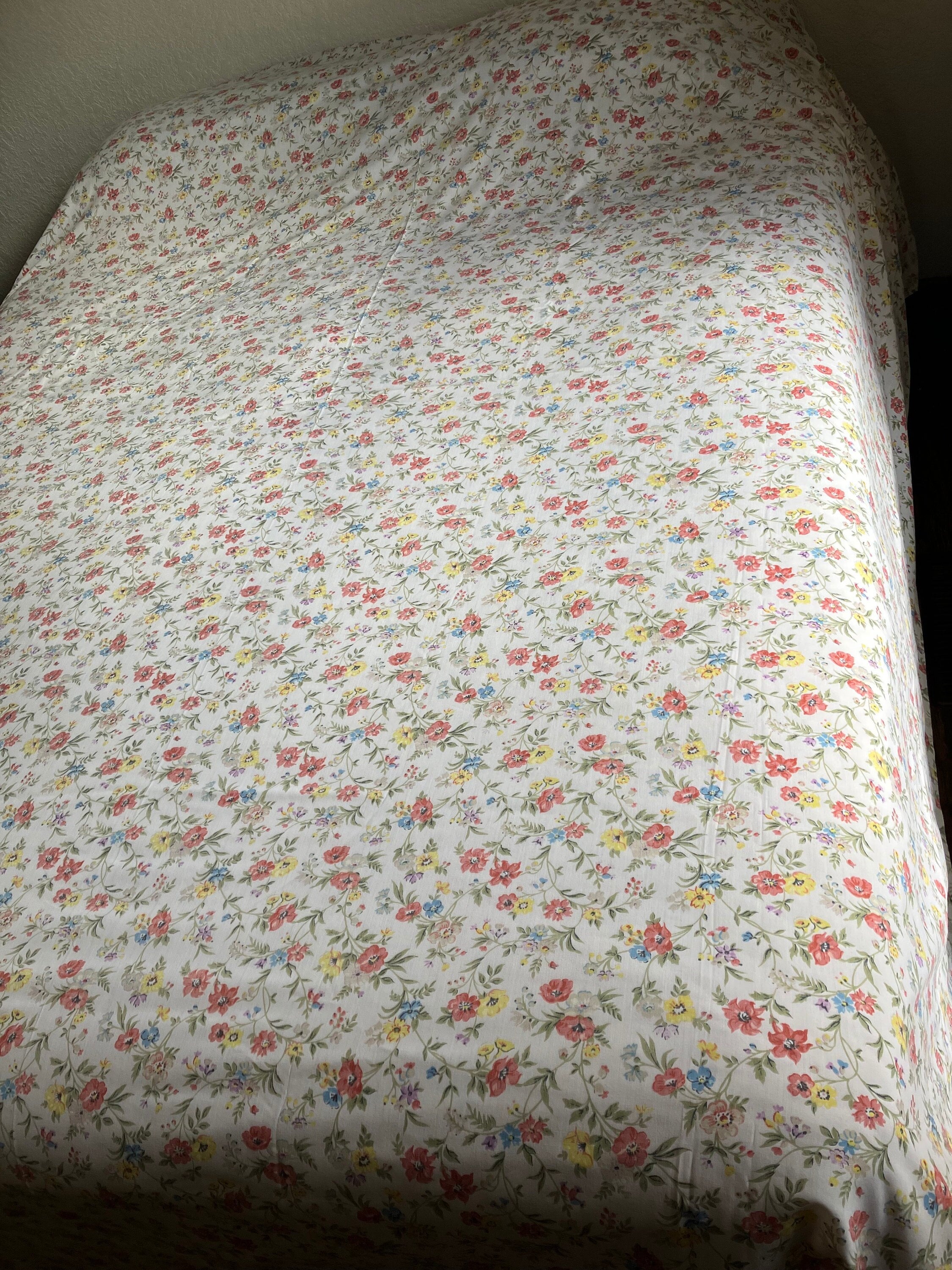 Vintage Queen Size Flat Sheet by Springmaid - Muted Oranges, Yellows, Greens, Blue and Lavender on Off White Ground