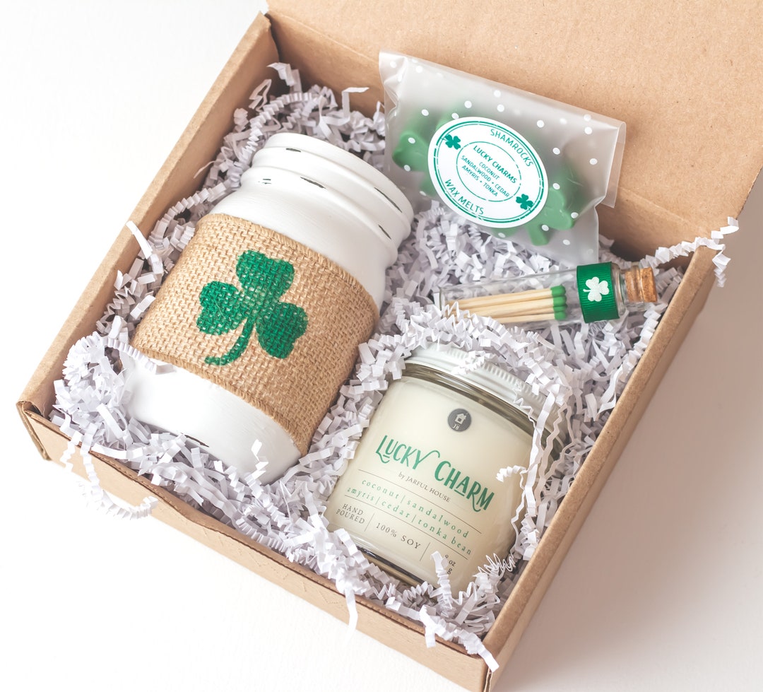 St. Patrick's Day Gift Bundle: Shamrock Candle, Painted Jar & Wax Melts ...