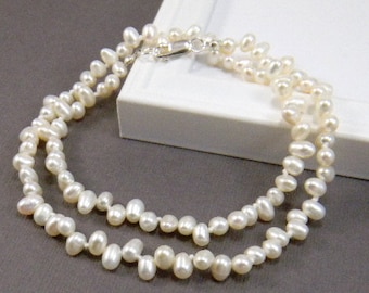 White Pearl Wedding Necklace, Bride's Necklace, Bridesmaid Gift