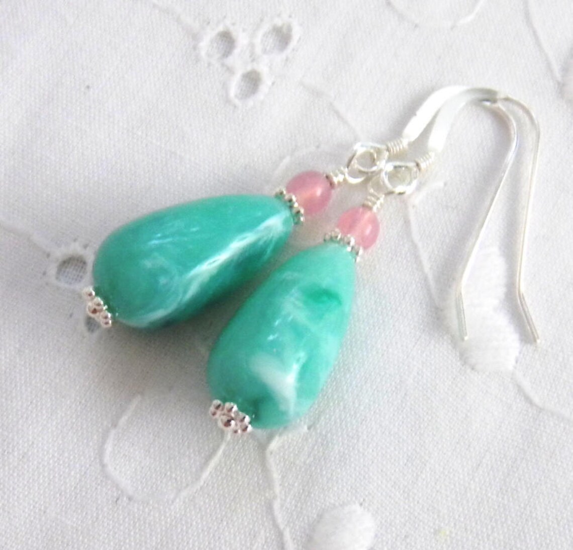 Vintage Bead Earrings Green White Marbled Lucite Drop Beads Etsy