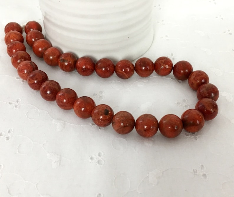 Chunky Red Sponge Coral Necklace, Womens Fashion Jewelry bild 4