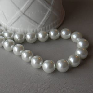 Chunky White Pearl Necklace, Choose Your Color, Big Pearl Necklace ...