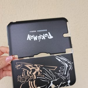 Individuell gestaltete Schutzhülle für den Nintendo 3DS, Schwarze Fantasy-Spielkonsolenabdeckung, Personalisiertes Ersatzgehäuse für Nintendo 3DS XL und New 3DS Modelle