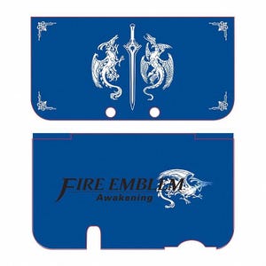 Może przedstawiać: Niebieskie etui na Nintendo 3DS z białymi grafikami smoków i mieczy. Górna część ma wzory smoków i mieczy, a dolna wyświetla tekst "Fire Emblem Awakening" i ilustrację smoka.
