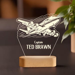 Personalized Airplane Captain LED Night Light, Custom Gift for Pilot, Travel Lovers Gift, Airplane Decor, Custom Night Light