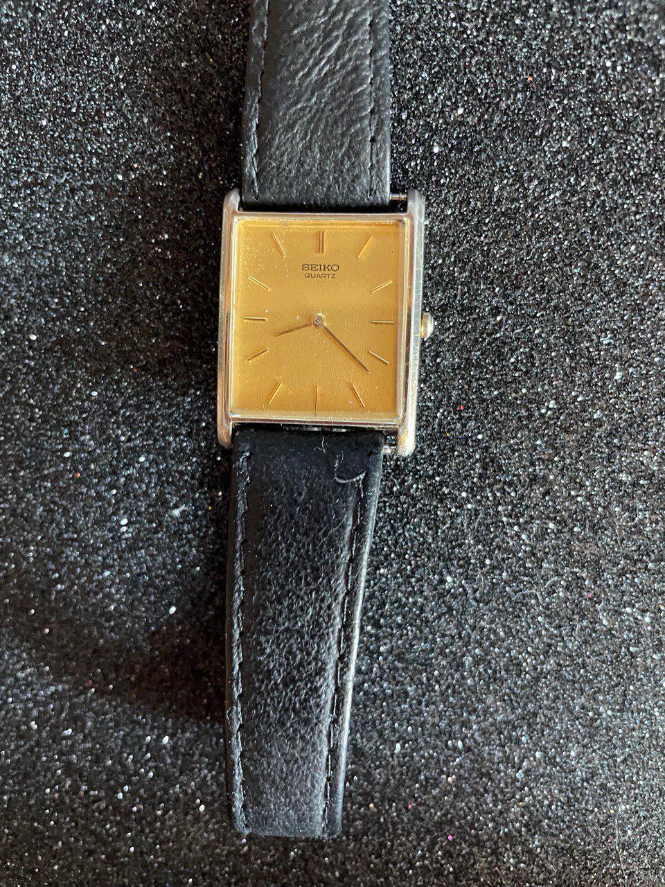 SEIKO tank 黒×金 スモセコ 稼働品 SEIKO tank 黒×金 スモセコ 稼働品 SEIKO tank 黒×金 スモセコ 稼働品