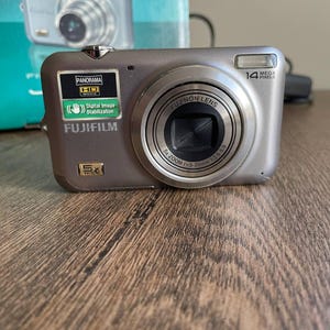 For sale Fujifilm FinePix JX280 digital camera