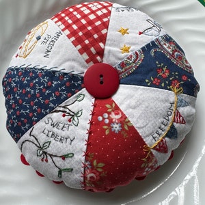 Patriotic Pin Cushion, Pin Cushion, Sewer Gift, seamstress gift, sewing notions, pin cushion, pin and needle accessories, sewing accessories image 2