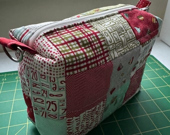 Cute small storage bag, traveler's bag, accessories bag, zippered bag, zippered storage pouch