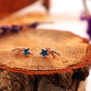 Brinco personalizado, prata ou ouro real 14K, brincos de pino de estrela cadente azul, pedra de nascimento ou presente de aniversário, joias CZ, brinco
